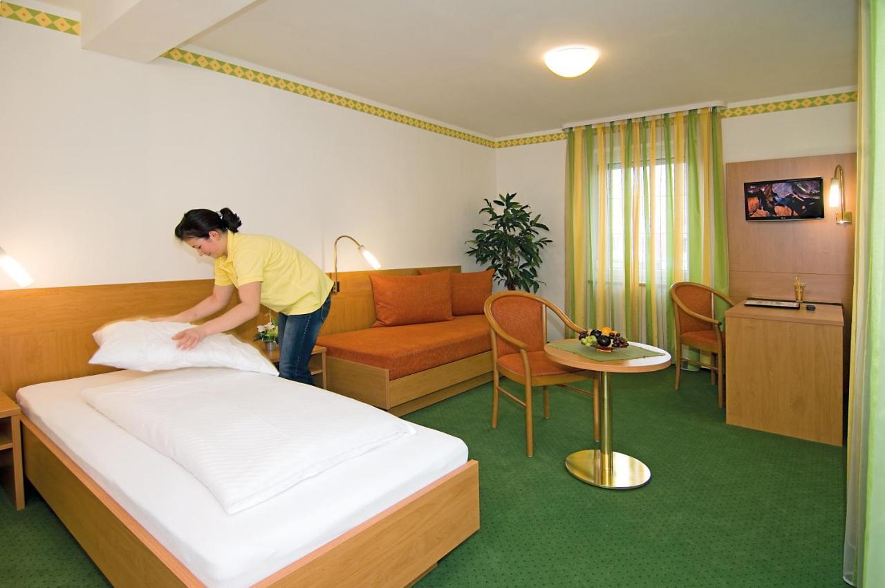 Landgasthof Meisel Kalchreuth Ngoại thất bức ảnh